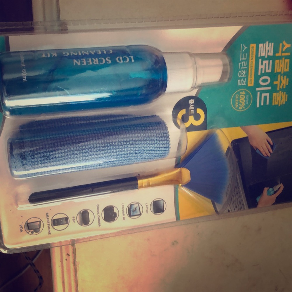 Screen cleaner